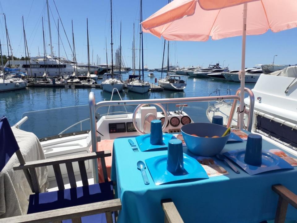 Ferretti 36 ' Bateau A Quai Vieux-Port Cannes Festival La Croisette المظهر الخارجي الصورة