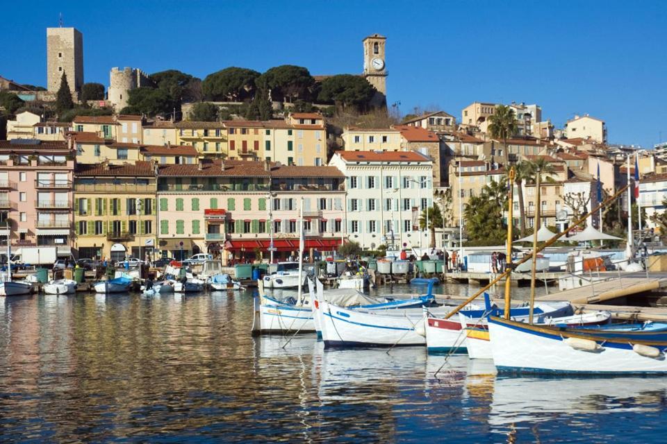 Ferretti 36 ' Bateau A Quai Vieux-Port Cannes Festival La Croisette المظهر الخارجي الصورة