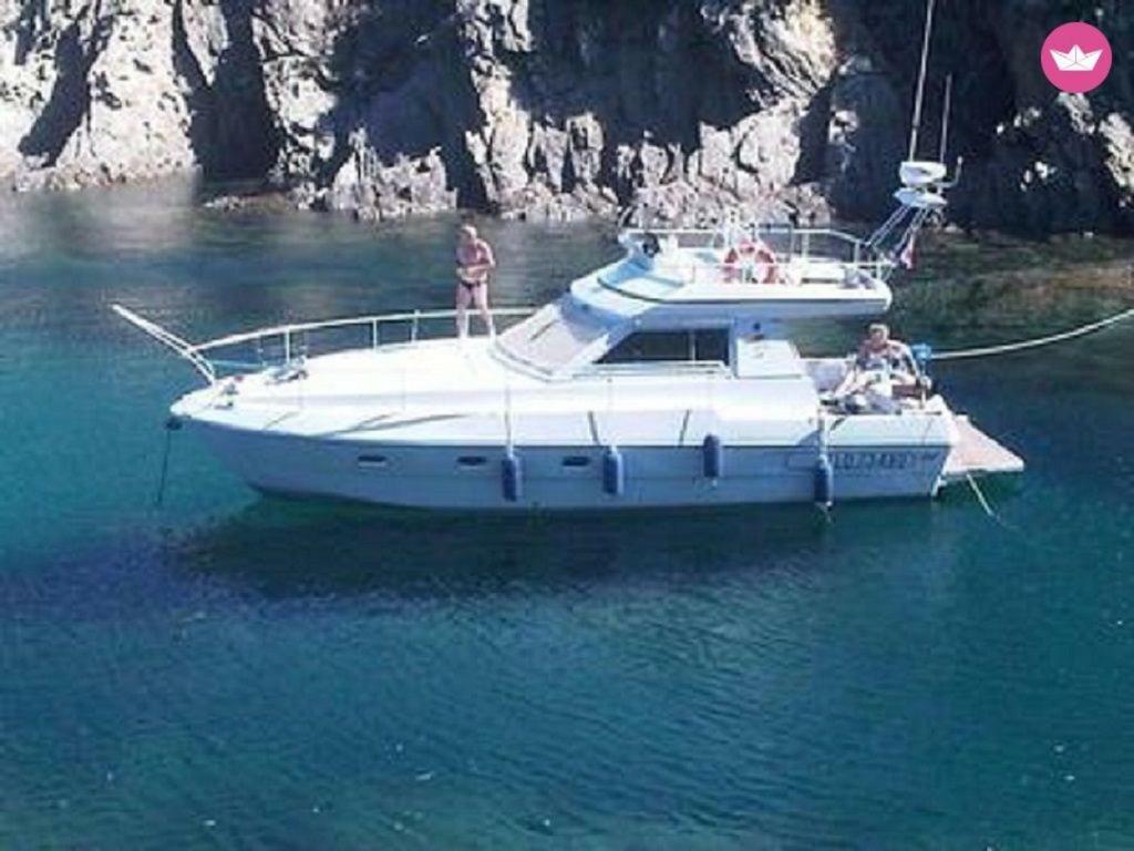 Ferretti 36 ' Bateau A Quai Vieux-Port Cannes Festival La Croisette المظهر الخارجي الصورة